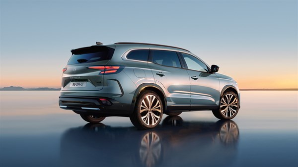 Renault Espace full hybrid E-Tech