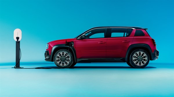 courant alternatif - Renault 4 E-Tech 100% électrique