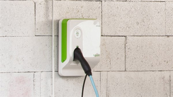 Borne de recharge Wallbox, Zoe E-Tech électrique 